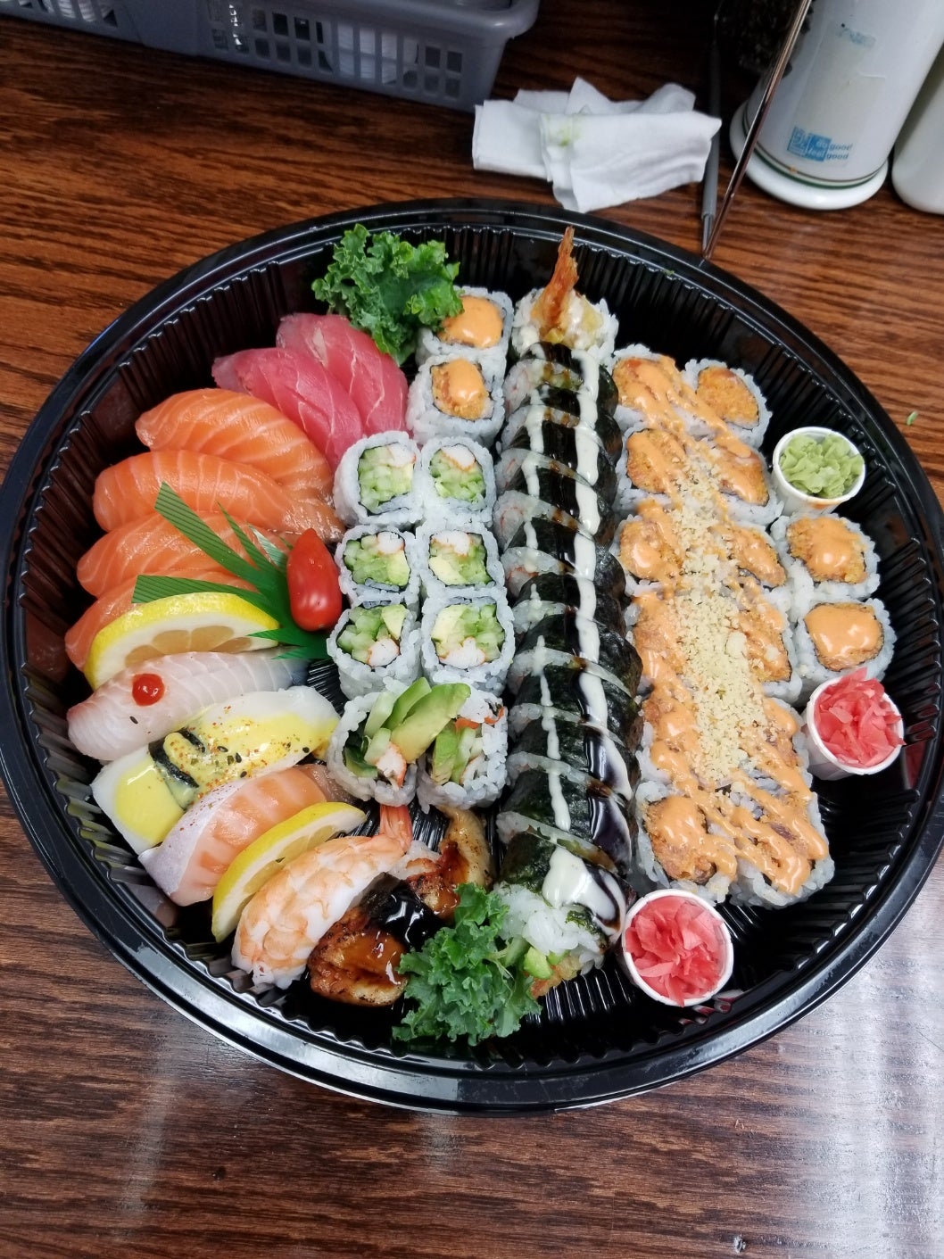 MEDIUM SUSHI & MAKI TRAY (58pc) | SUSHI YOU